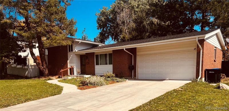 6052 Robb St, Arvada, CO 80004
