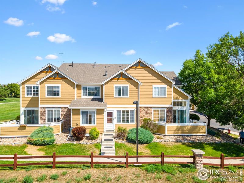 805 Summer Hawk Dr #149, Longmont, CO 80504
