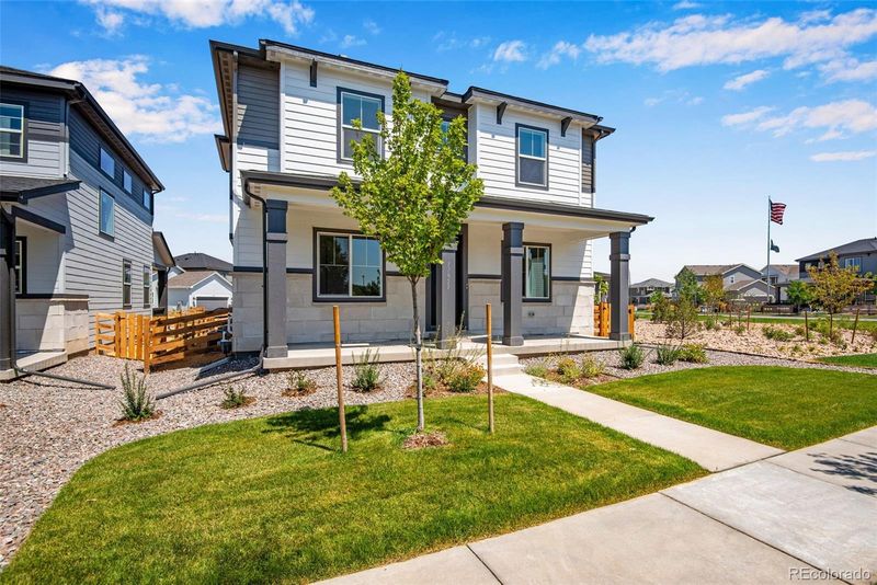 17851 Parkside Dr N, Commerce City, CO 80022