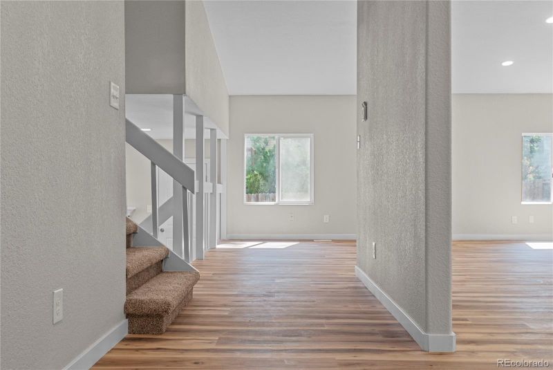 2710 S Rifle St, Aurora, CO 80013