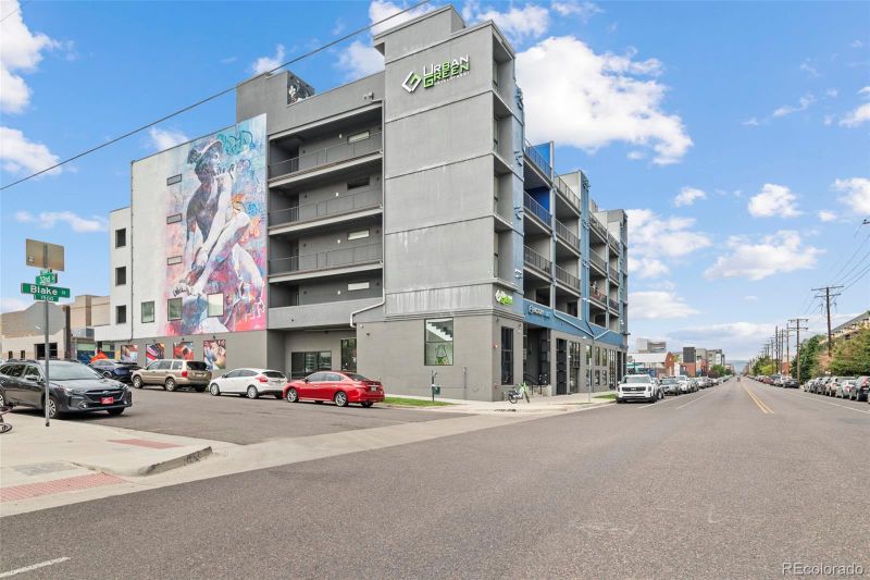 3198 Blake St #305, Denver, CO 80205