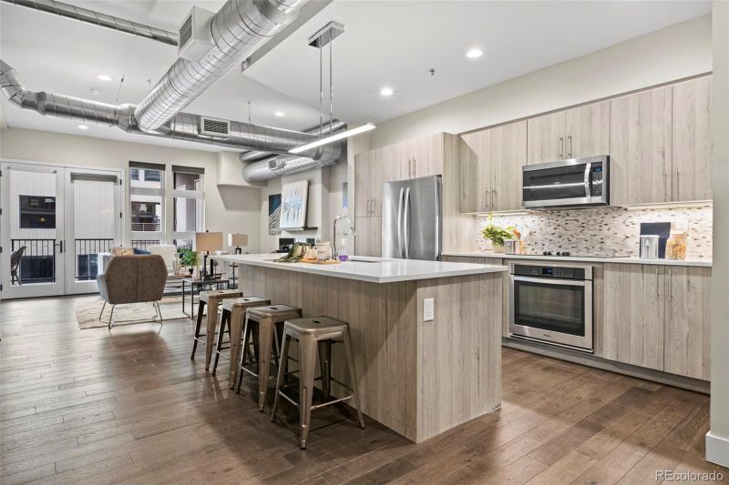 3198 Blake St #305, Denver, CO 80205
