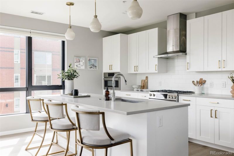 1735 Central St #402, Denver, CO 80211