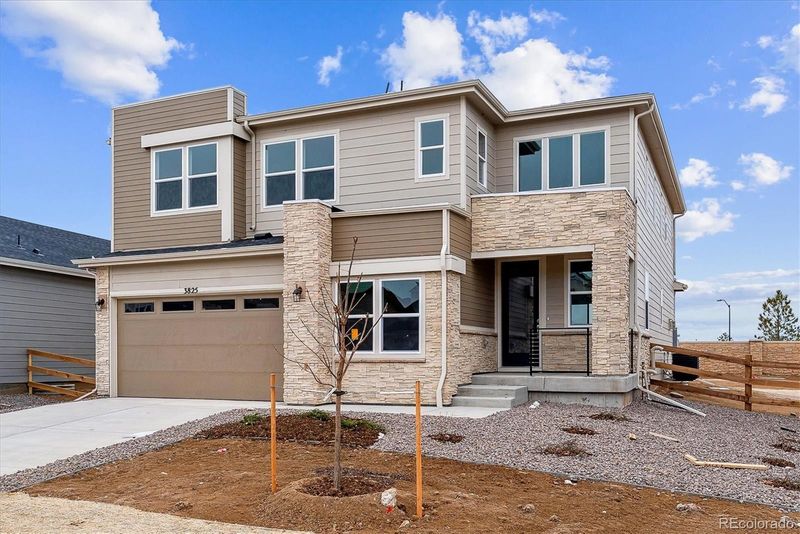 3825 N Elk St, Aurora, CO 80019