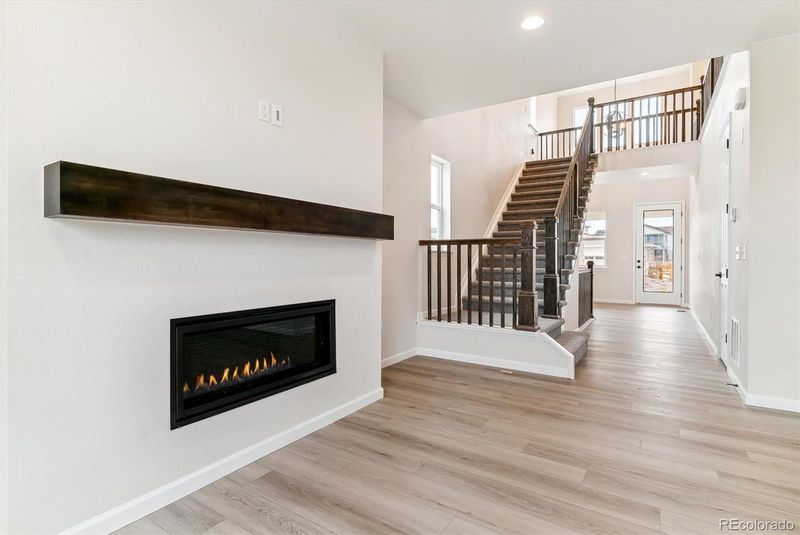 3825 N Elk St, Aurora, CO 80019