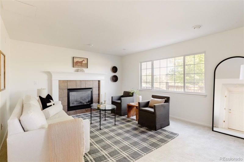 7375 S Laredo St, Aurora, CO 80016