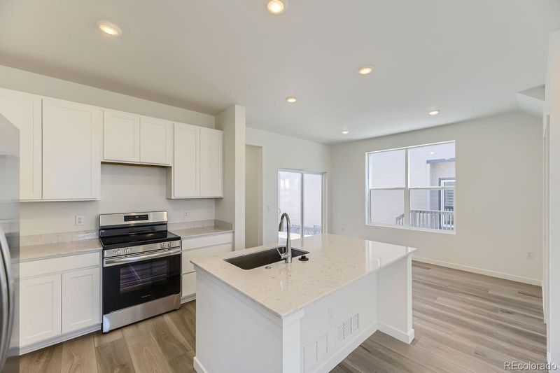 535 Bennett Ave, Bennett, CO 80102