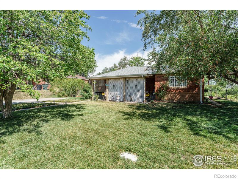 1101 Oak Pl, Thornton, CO 80229