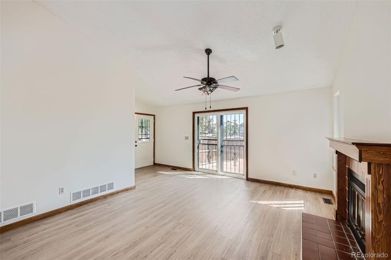 17998 E Bethany Pl, Aurora, CO 80013