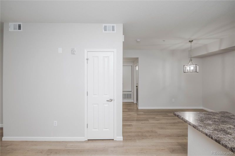 8779 S Kipling Way #102, Littleton, CO 80127
