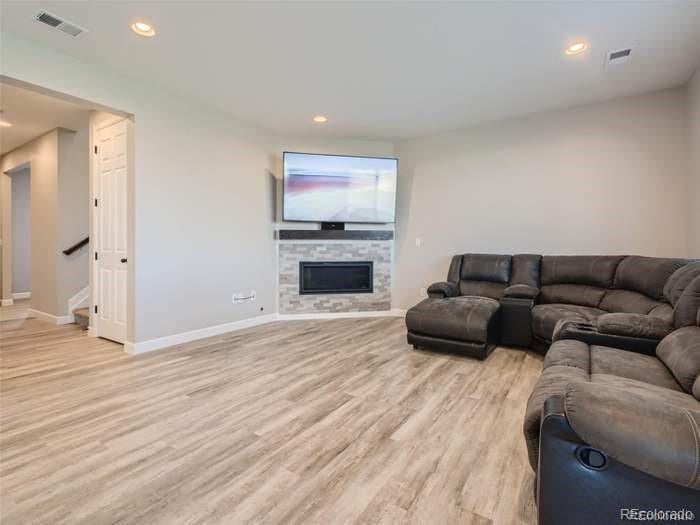 27431 E 10th Dr, Aurora, CO 80018