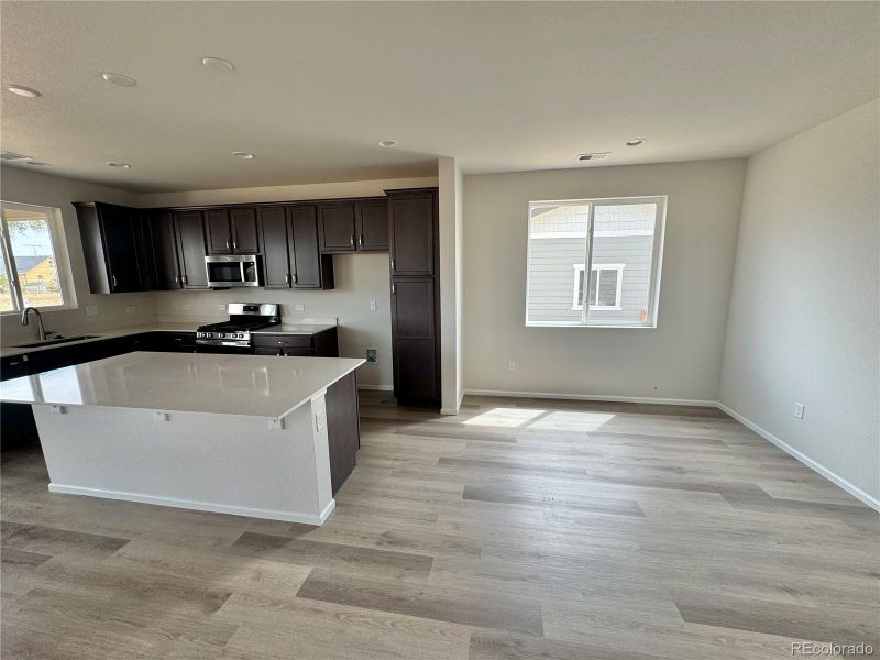 12510 Poplar St, Thornton, CO 80602