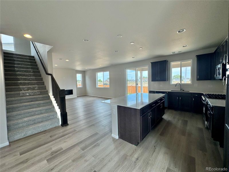 12510 Poplar St, Thornton, CO 80602