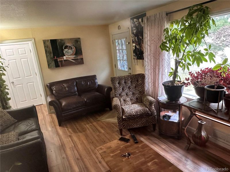 1415 S Patton Ct, Denver, CO 80219