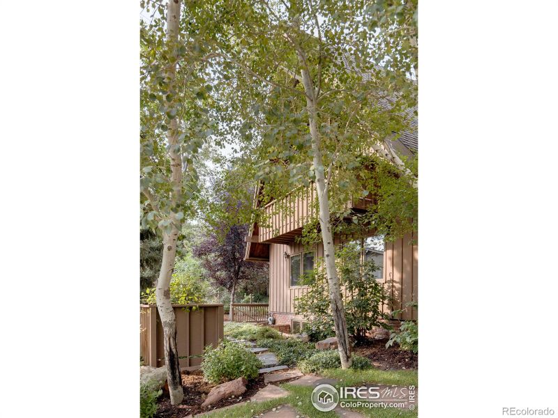 2730 Iliff St, Boulder, CO 80305