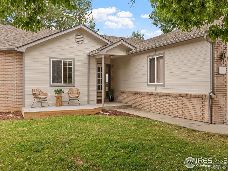 142 Morgan Ct, Loveland, CO 80537