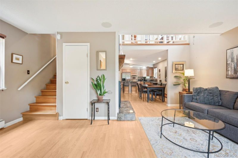 146 S Logan St, Denver, CO 80209