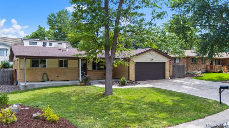 12038 W 62nd Pl, Arvada, CO 80004