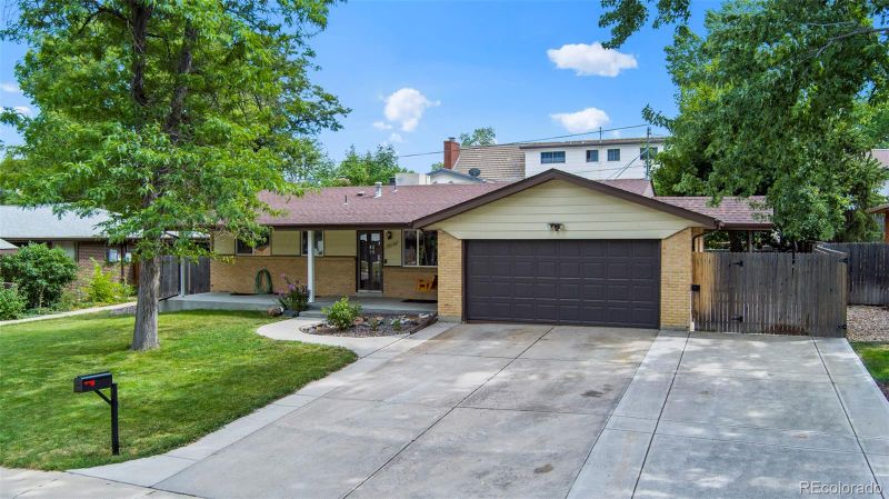 12038 W 62nd Pl, Arvada, CO 80004