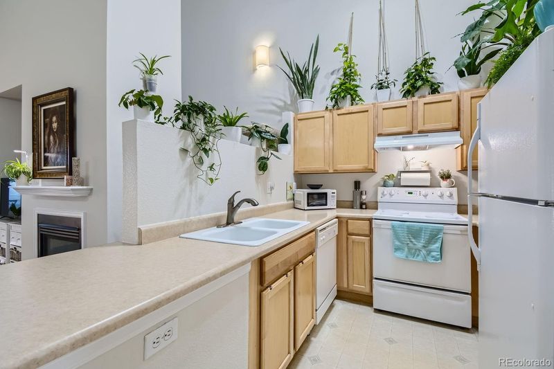 3205 S Walden Ct #I, Aurora, CO 80013
