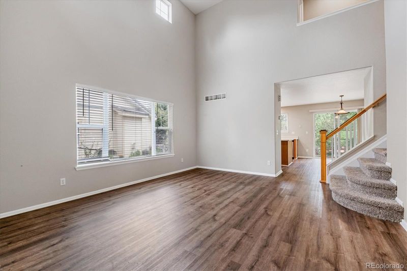 17331 E Lake Ln, Aurora, CO 80016