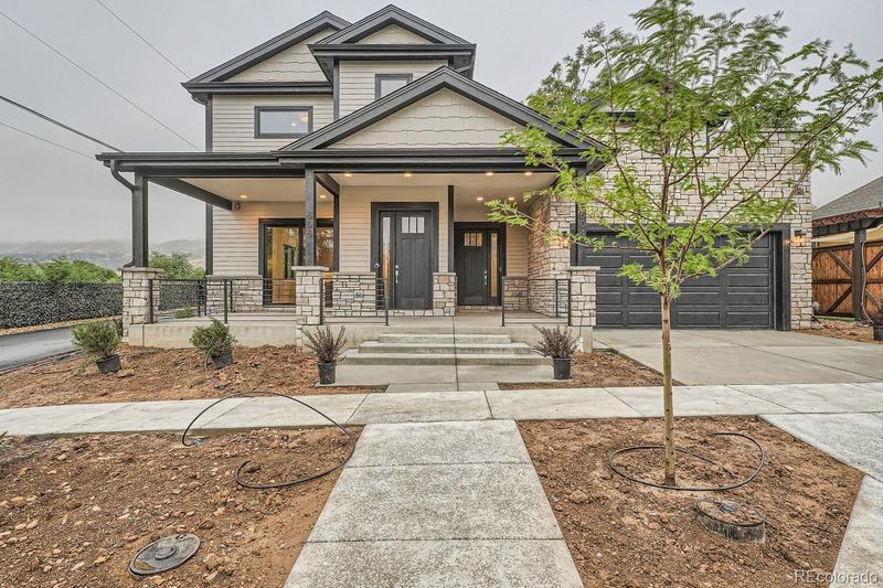 604 Arapahoe St, Golden, CO 80403