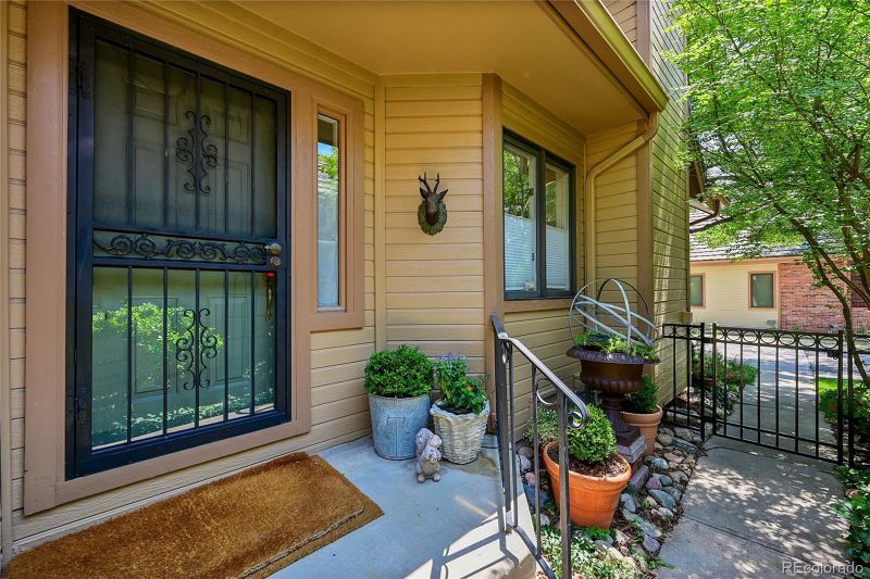 4565 E Mexico Ave #13, Denver, CO 80222