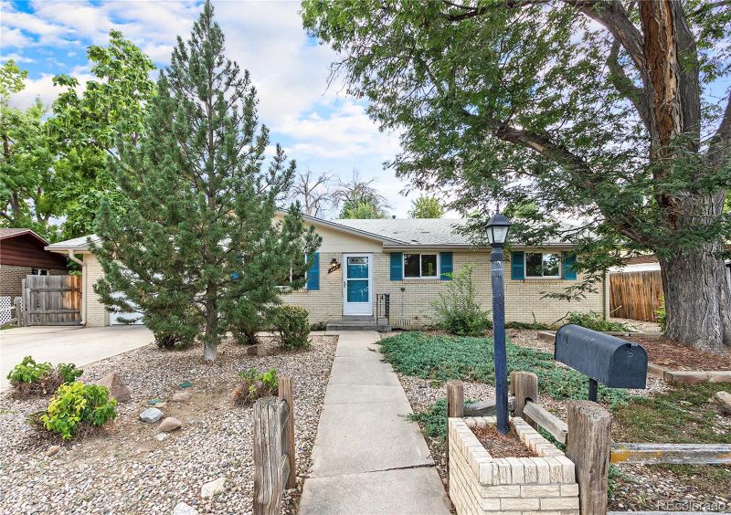 1015 19th Ave, Longmont, CO 80501
