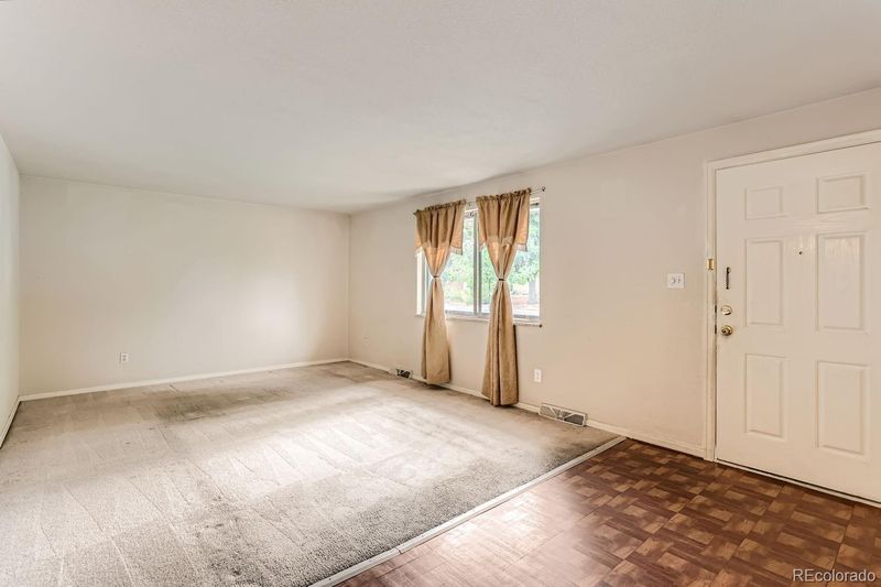 12151 E Alaska Pl, Aurora, CO 80012