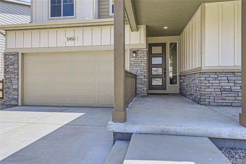 5663 Wayfarer Cir, Firestone, CO 80504