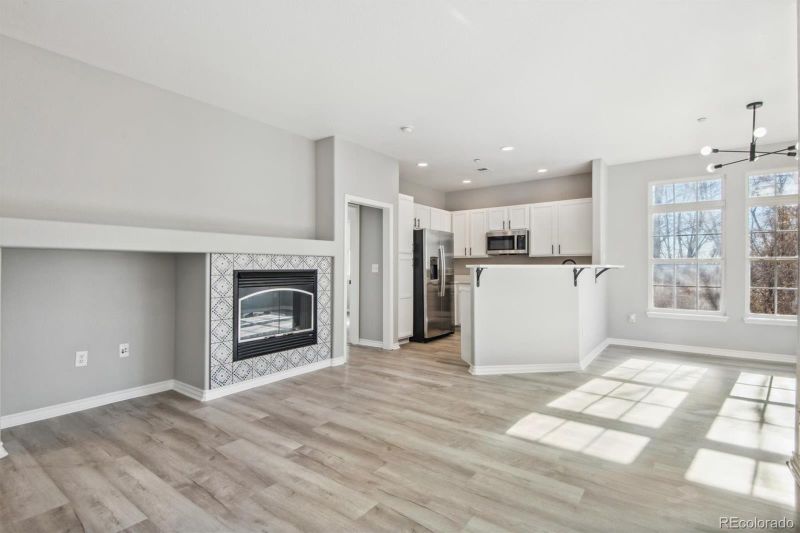 3422 Molly Ln, Broomfield, CO 80023