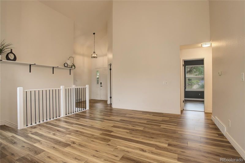 27122 Sun Ridge Dr, Evergreen, CO 80439