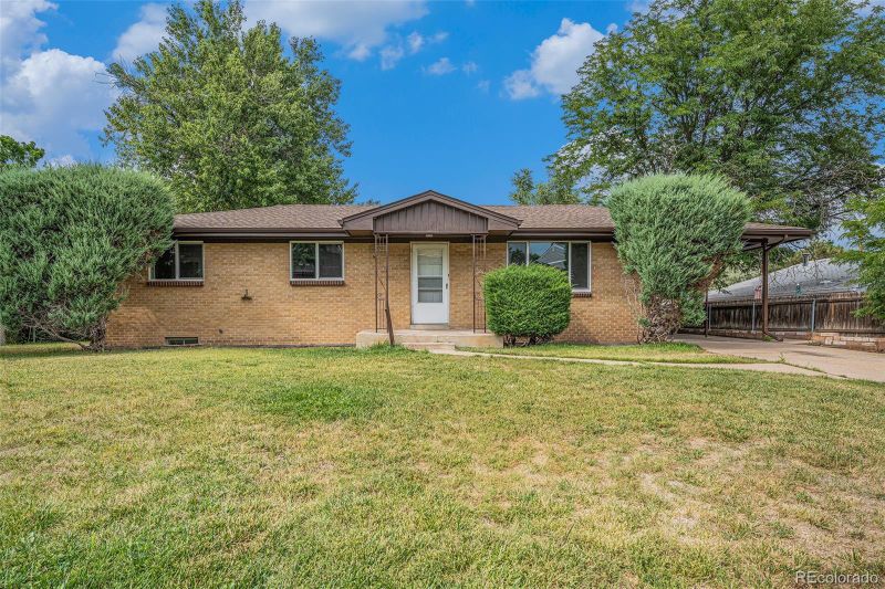 7231 W Bayaud Pl, Lakewood, CO 80226