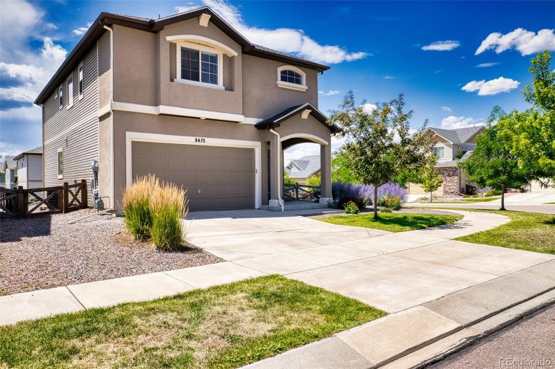 8475 Briar Brush Ln, Colorado Springs, CO 80927