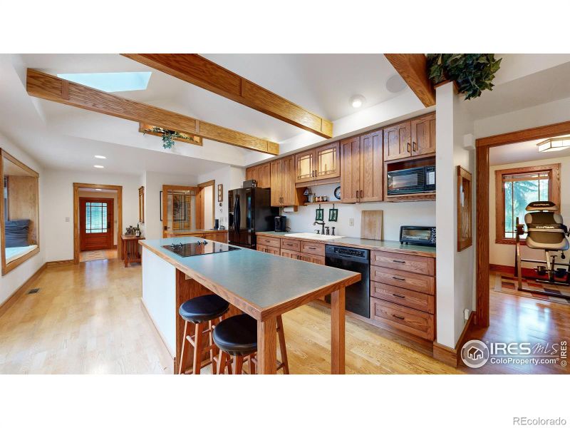 631 N Overland Trl, Fort Collins, CO 80521