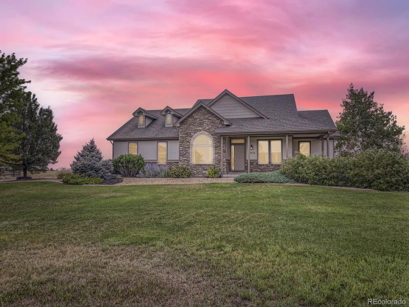 4974 Malibu Dr, Berthoud, CO 80513