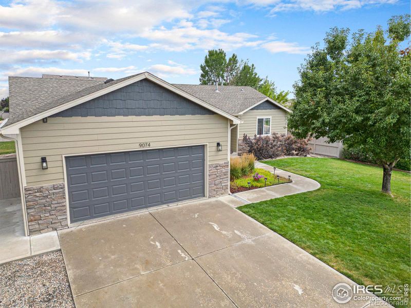 9074 Trailhead Ln, Wellington, CO 80549
