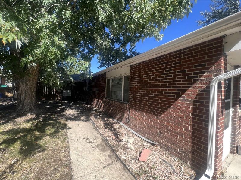 1205 32nd St, Evans, CO 80620