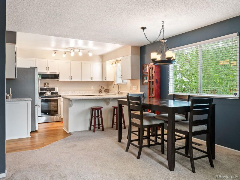521 W Crestline Cir #10A3, Littleton, CO 80120