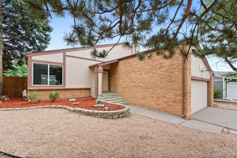 14854 E Radcliff Pl, Aurora, CO 80015