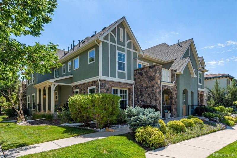 2290 Akron Ct #103, Denver, CO 80238