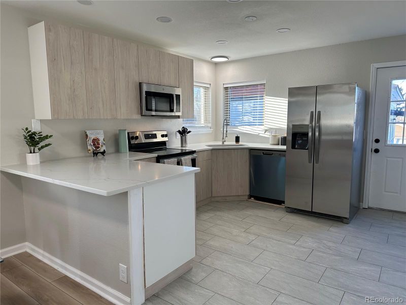 920 S Utica St #4, Denver, CO 80219