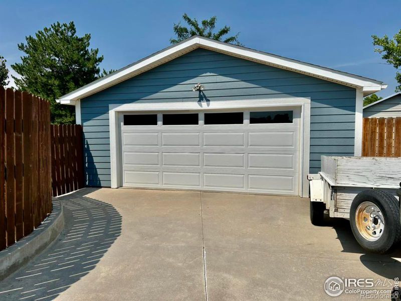 610 Lark Ln, Sterling, CO 80751