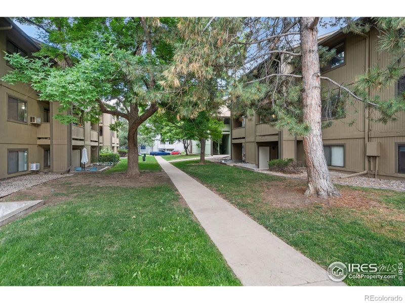 710 City Park Ave #422, Fort Collins, CO 80521