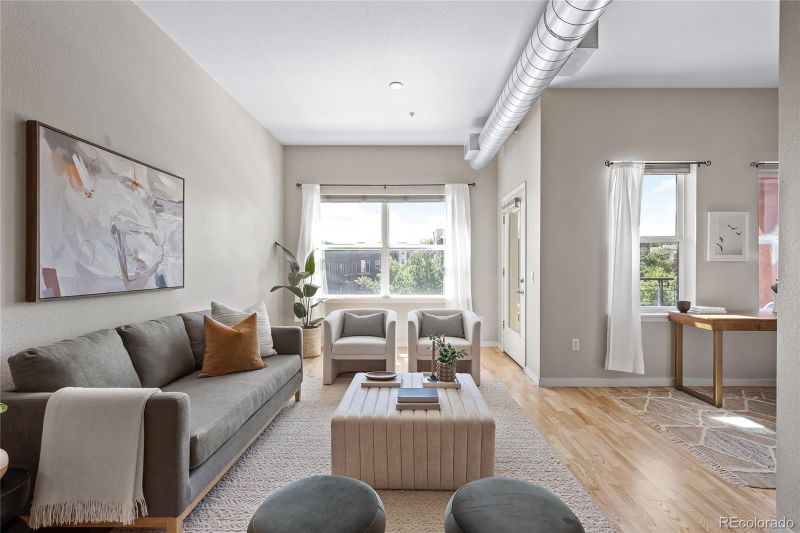 1555 Central St #310, Denver, CO 80211