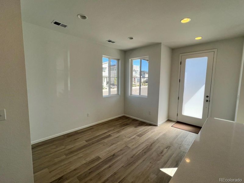 22893 E Tufts Ave #B, Aurora, CO 80015