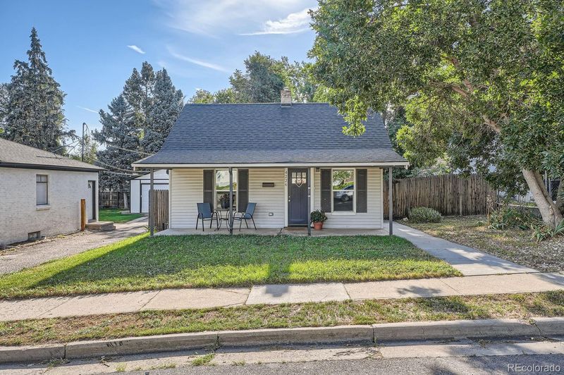 4226 S Bannock St, Englewood, CO 80110