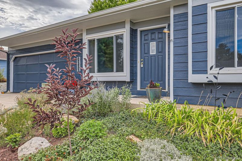 4060 S Espana Way, Aurora, CO 80013