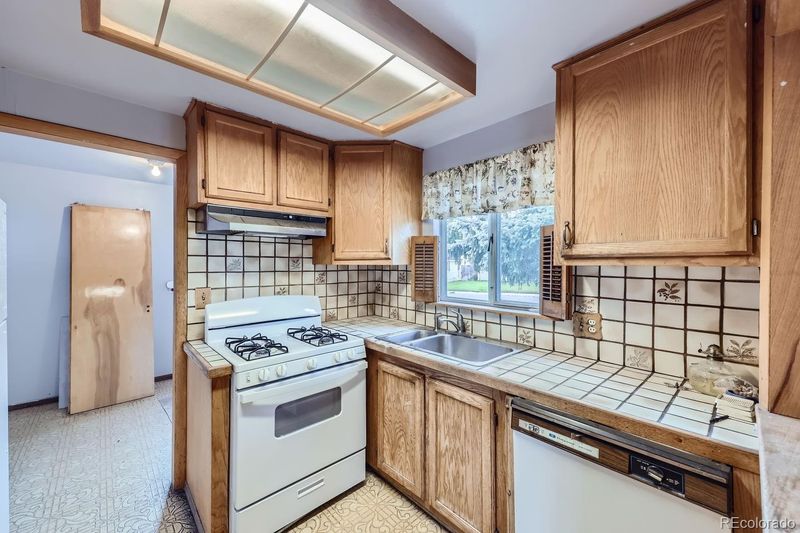 5505 Brentwood St, Arvada, CO 80002
