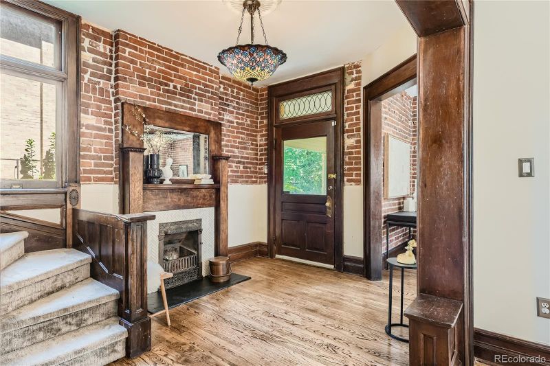 2225 N Grove St, Denver, CO 80211